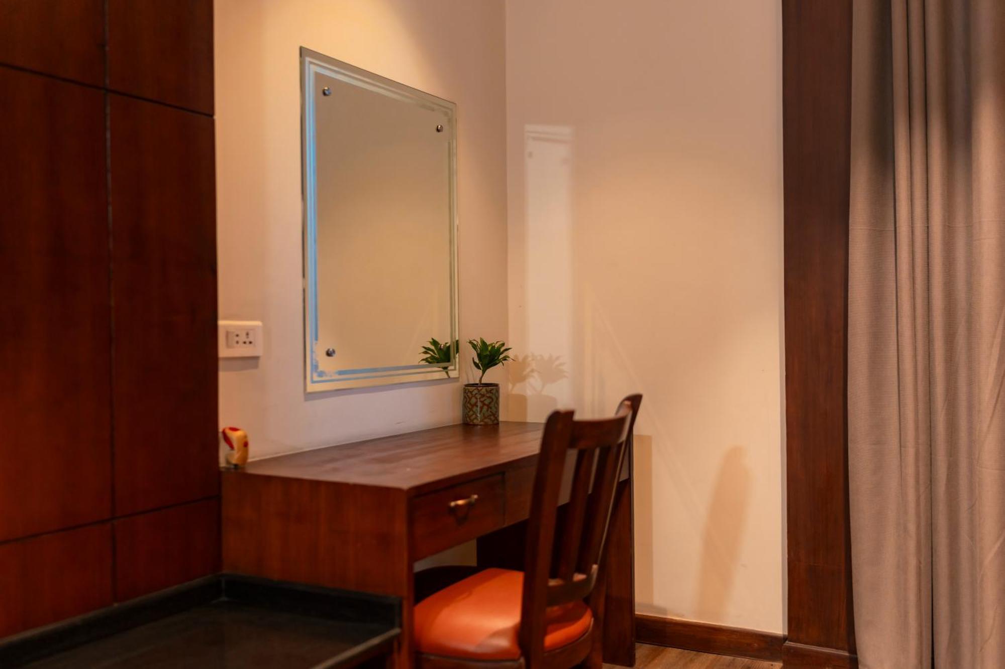 Galaxy Garden Resort Bharatpur  Esterno foto